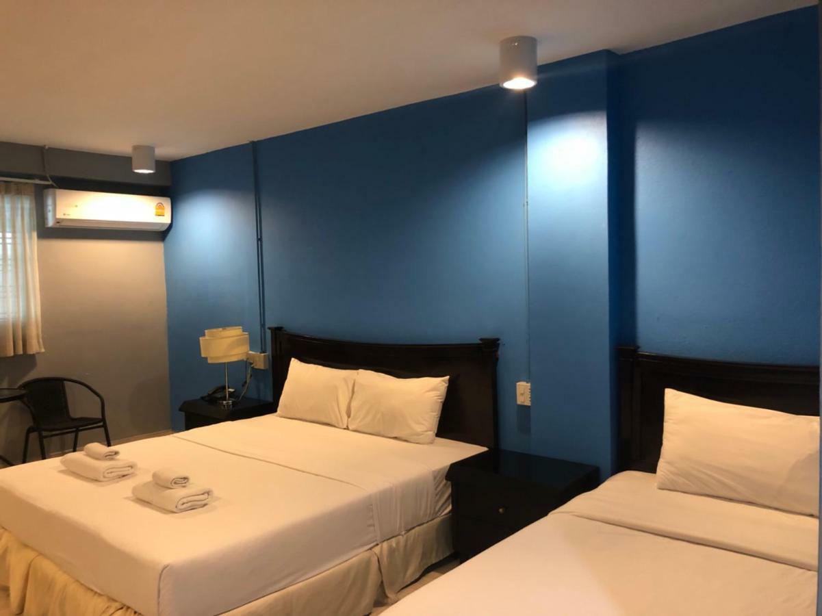 Cu@Jomtien Hotel Pattaya Bagian luar foto