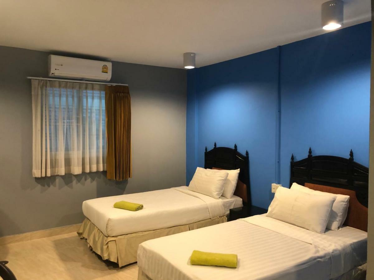 Cu@Jomtien Hotel Pattaya Bagian luar foto